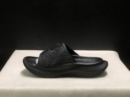 WTAPS x  HOKA ONE ONE ORA Luxe